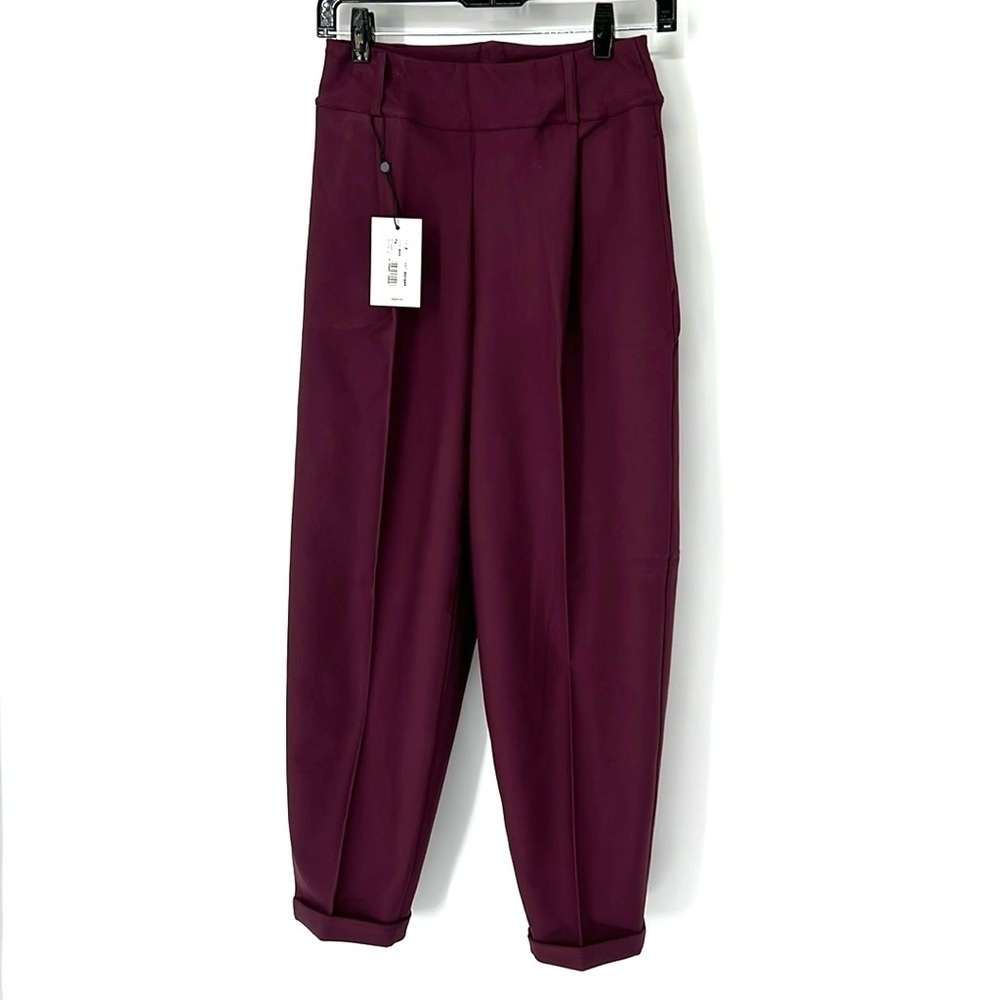 Ragno NWT women’s carrot leg cuffed stretch pants size 2